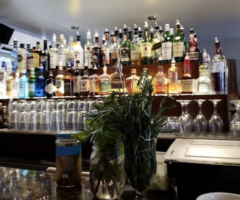 Screen Shot 2021 10 17 at 9.34.58 PM 768x640