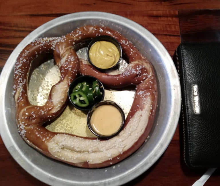 Screen Shot 2021 10 25 at 11.24.34 PM 768x650