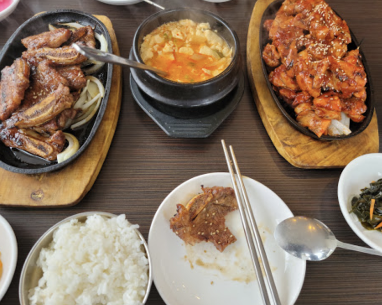 Screen Shot 2021 11 15 at 3.28.06 PM 768x613