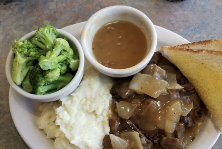 Screen Shot 2021 11 25 at 7.04.12 PM 768x514