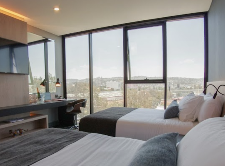 Screen Shot 2022 12 17 at 7.18.19 PM 768x567